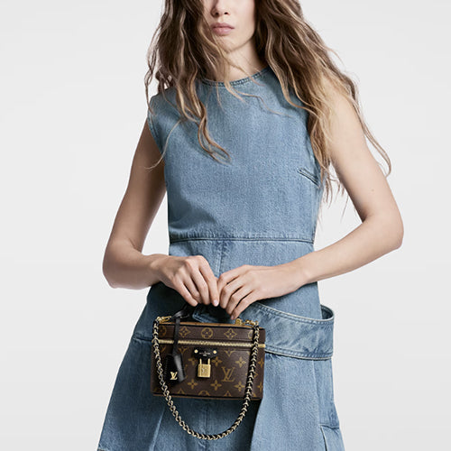 루이비통 베니티 체인 파우치